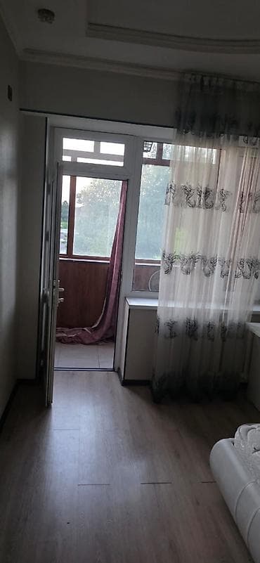Сдается 3-комнатная квартира в 7-м микрорайоне Площадь — 104 м² Этаж — 9