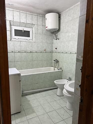 квартира долгосрочный: 3 комнаты, Собственник — 6