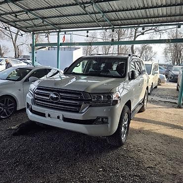 Toyota Land Cruiser: 2018 г., 5.7 л, Автомат, Бензин, Внедорожник