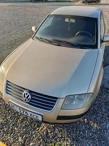 corolla e150: Volkswagen Passat: 2002 г., Седан — 1