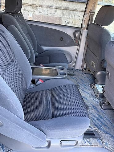 китайский минивэн купить: Toyota Estima: 2003 г., Автомат, Бензин, Минивэн — 10