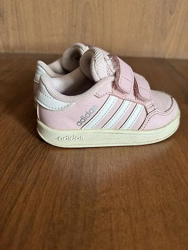 Балдардын кийим-кечелери жана бут кийимдери: Детские кроссовки adidas Original модель с двумя липучками. - — 1