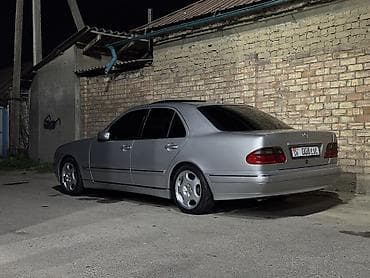 авто выхлоп: Mercedes-Benz E-Class: 2001 г., 4.3 л, Типтроник, Бензин, Седан — 2