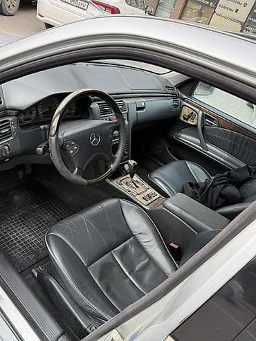 mark 1: Mercedes-Benz E-Class: 2000 г., 4.3 л, Автомат, Бензин, Седан — 7