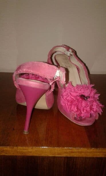 фирменная обувь из италии: Кожанные туфли .
белые - Австрия. 
Черные, розовые -Турция — 3