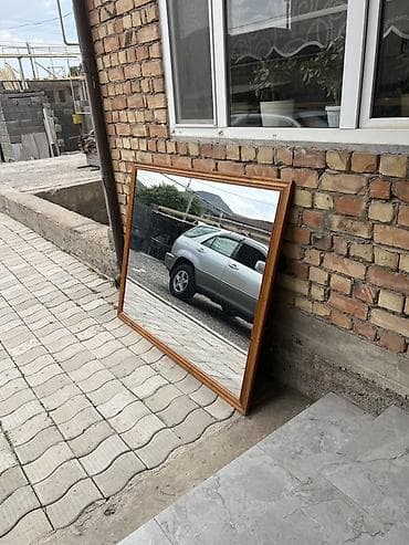 для спальни: Зеркало настенное/напольное большого формата в классической деревянной — 1