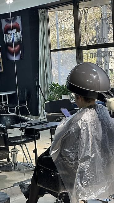 Жарнамалык жабдуулар: Распродаю в связи с закрытием салона парикмахерское оборудование и — 6