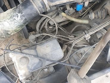 капот e34: Mercedes-Benz W124: 1990 г., 2.3 л, Ручные, Бензин, Седан — 10