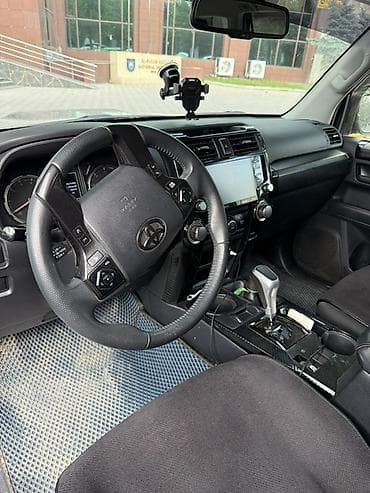 lend cruizer: Toyota 4Runner: 2021 г., 4 л, Автомат, Бензин, Внедорожник — 3