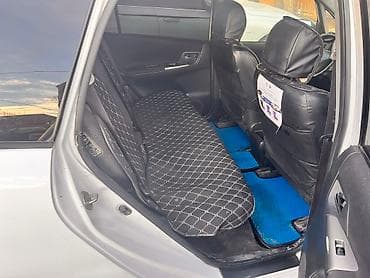 Другой транспорт: Toyota Corolla Verso: 2002 г., 1.6 л, Механика, Газ, Минивэн — 4