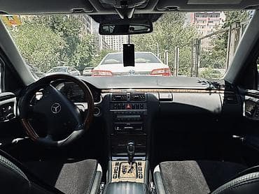 Продажа авто: Mercedes-Benz E-Class: 2001 г., 5.5 л, Автомат, Бензин, Седан — 6