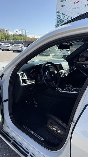 range rover discovery: BMW X7: 2021 г., 3 л, Автомат, Бензин, Внедорожник — 7