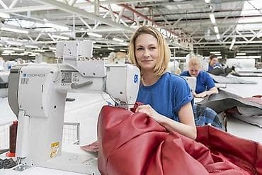 ТРЕБУЮТСЯ ШВЕИ В швейный цех требуются швеи с опытом работы. 🔹