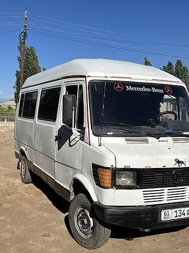 Mercedes-Benz T1: 1985 г., 2.3 л, Механика, Дизель, Бус — 2