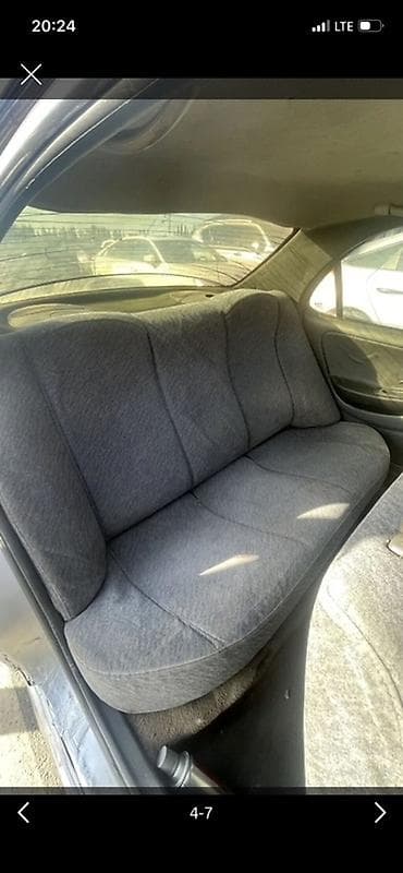 Hyundai Avante: 1995 г., Седан — 4