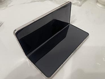 samsung fold2: Samsung Galaxy Fold 4, Б/у, 256 ГБ, цвет - Бежевый, 2 SIM, eSIM — 4
