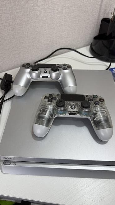 playstation 4 linux: Sony PlayStation 4 Slim (серебристая) Комплектация: - Консоль PS4 — 3