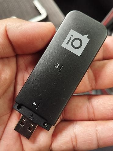 USB 3G/4G модем iO (брендовый USB‑свисток для мобильного интернета) -