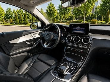 Транспорт: Mercedes-Benz GLC-Class: 2019 г., 2 л, Автомат, Бензин, Кроссовер — 7