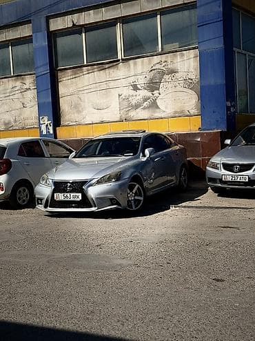 09 машина: Lexus IS: 2009 г., Автомат, Бензин, Седан — 2