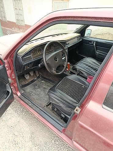 s class w220: Mercedes-Benz 190: 1992 г., Ручные, Седан — 6