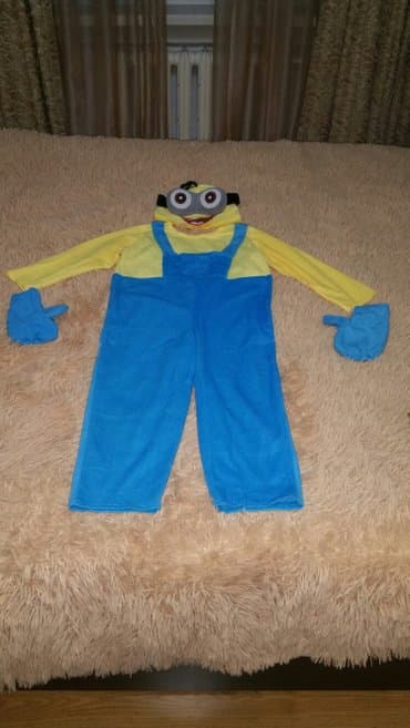 костюмы для детей: Продаю костюм миньона,в отличном сост. одевали 2 раза. размер подойдет — 2
