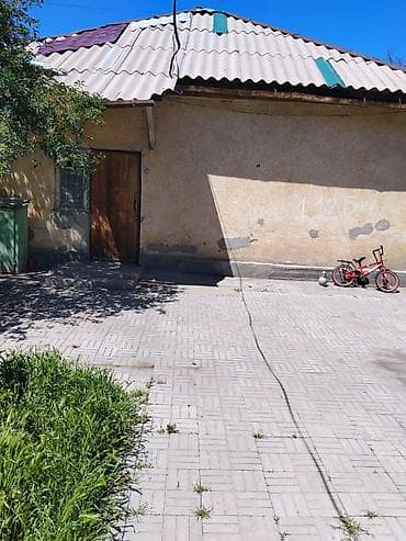 60 м², 3 комнаты, Парковка, Забор, огорожен