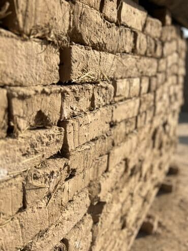 воздушный пластелин: Саман (глиняные кирпичи со соломой) Описание: - Традиционный — 1