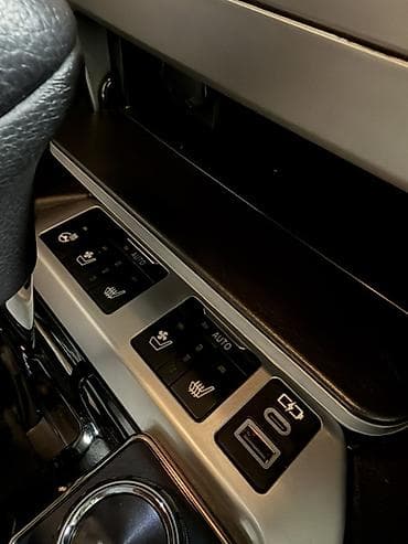 200: Toyota Land Cruiser: 2012 г., 4.6 л, Автомат, Газ, Внедорожник — 9