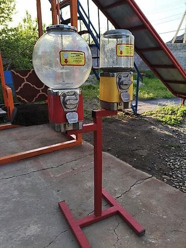 Готовый бизнес: Двойной механический торговый автомат на стойке для продажи — 2