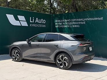 азия пелес: Changan : 2025 г., 1.5 л, Автомат, Электромобиль, Кроссовер — 4
