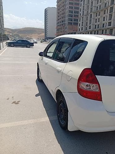 gd: Honda Fit: 2004 г., 1.5 л, Автомат, Бензин, Хэтчбэк — 4
