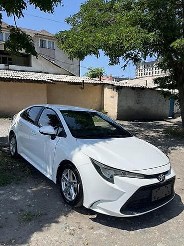 corolla: Toyota Corolla: 2022 г., 1.5 л, Вариатор, Бензин, Седан — 2