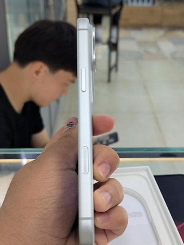 iphone 17 pro 256 gb: IPhone 17 Pro Max, Новый, 512 ГБ, Серебристый, Коробка, В рассрочку, 100 % — 4