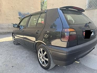 Транспорт: Volkswagen Golf: 1993 г., 1.8 л, Механика, Бензин, Хэтчбэк — 8