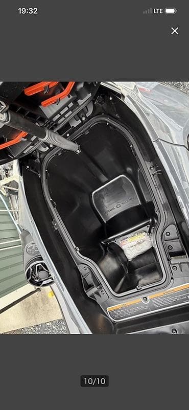 скутер 110 куб: Гидроцикл Sea‑Doo RXT‑X (серия X) 2023г.в. 0 пробег из Японии - — 6