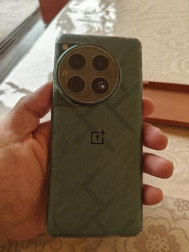 macbook air gold: OnePlus 12, Б/у, цвет - Зеленый — 4