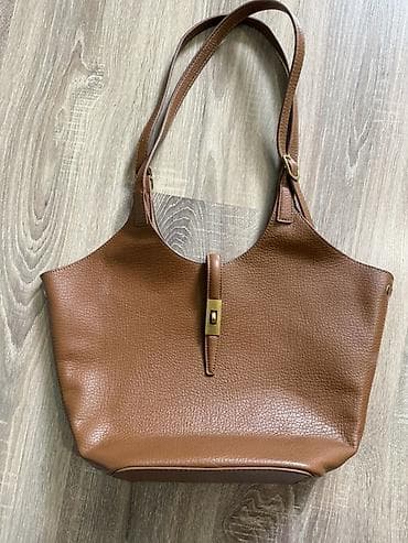 ZARA: юбка из эко‑кожи Юбка: - Модель миди с асимметричной планкой и — 5