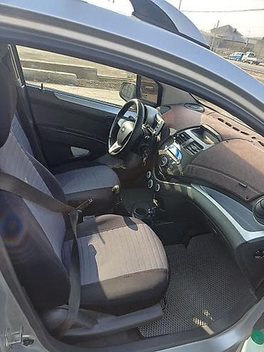 bmw e87: Chevrolet Spark: 2010 г., 1.2 л, Механика, Бензин, Хэтчбэк — 8