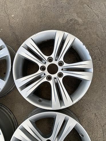 oz future: Литые Диски R 17 BMW, Комплект, отверстий - 5, Б/у — 3