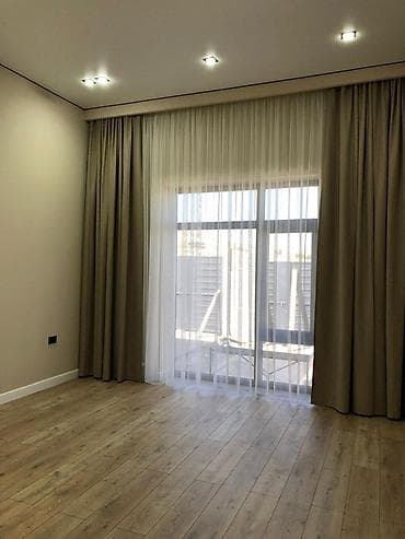 с полселением: 4 комнаты, 140 м² — 4