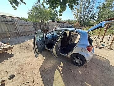 Унаа сатуу: Toyota Vitz: 2000 г., 1 л, Автомат, Бензин, Хетчбек — 8