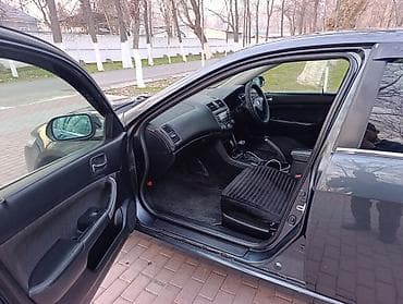 митцубиси спейс стар: Honda Accord: 2004 г., 2 л, Автомат, Бензин, Седан — 9