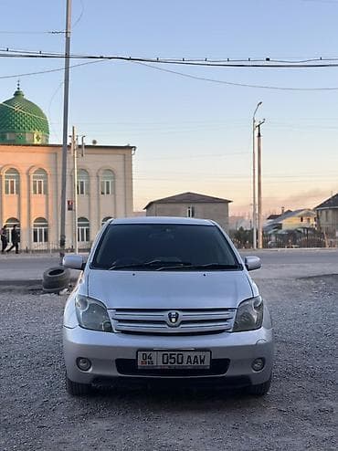 фара тайота ист: Toyota Ist: 2004 г., 1.3 л, Автомат, Бензин, Хэтчбэк — 1