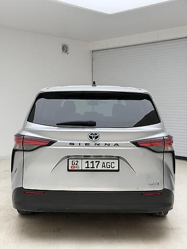 prius v: Toyota Sienna: 2021 г., 2.5 л, Автомат, Гибрид, Минивэн — 6