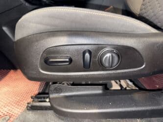 шевроле монза 2023: Chevrolet Equinox: 2018 г., 1.5 л, Автомат, Бензин, Кроссовер — 10