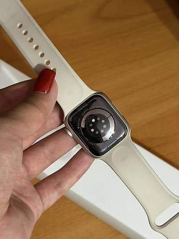 купить часы apple watch: Apple Watch (алюминий, светлый корпус) с ремешком Sport Band в цвете — 2