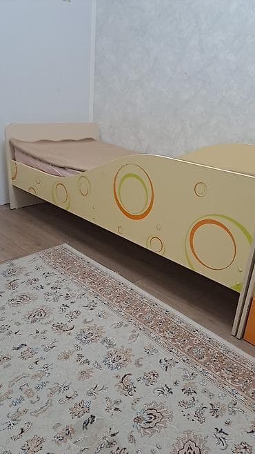 двухспальние кровати: СРОЧНО! Продается детская/подростковая кровать с бортиками и ярким — 4