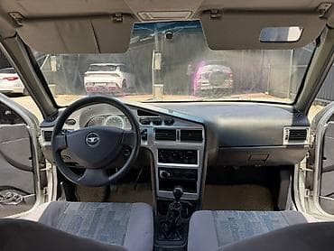 bmb e39: Daewoo Nexia: 2010 г., 1.5 л, Механика, Бензин, Седан — 5