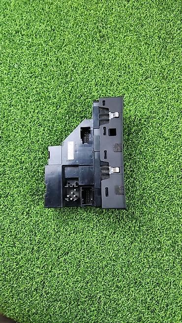 bmw 7: Кнопка стеклоподьемника е54 Год 2004 Цена 500с 6–944—557 В отличном — 3